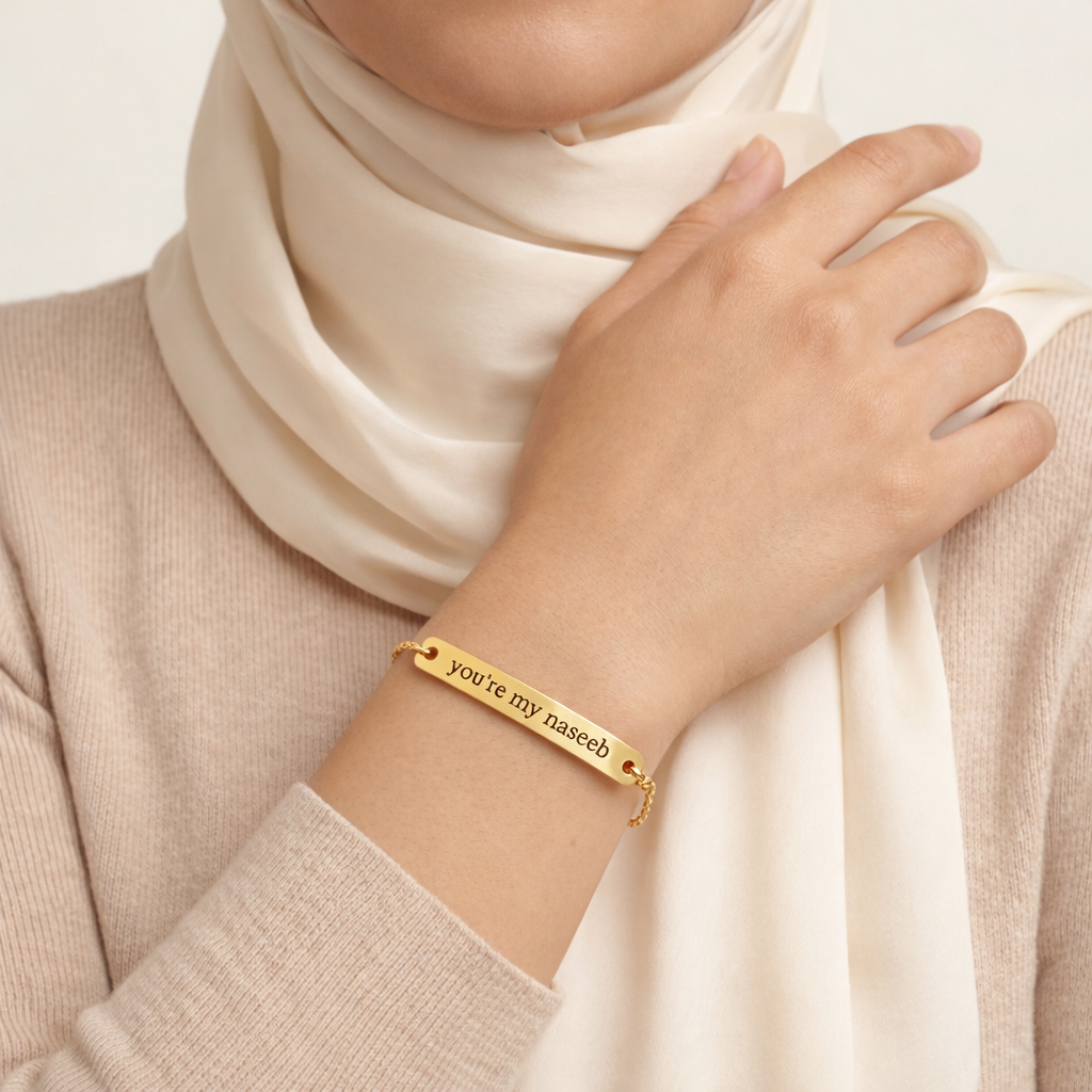Engraved Nameplate Bracelet
