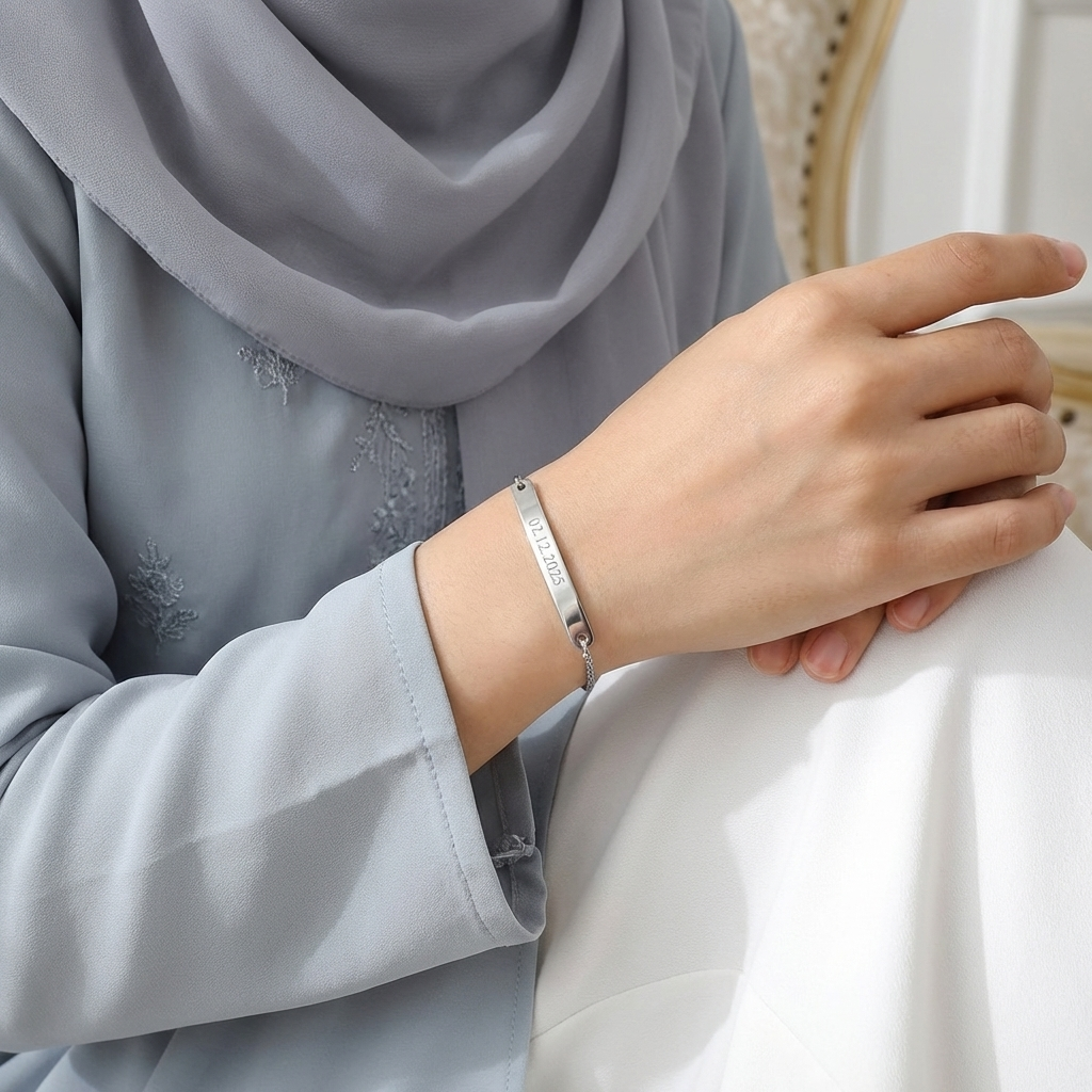 Engraved Nameplate Bracelet